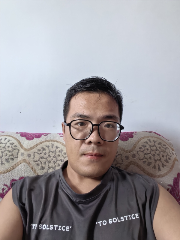 卫TF的第四张照片--乐东蓝颜知己交友网